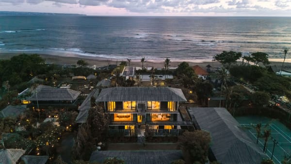 Arnalaya Beach House - Serene villa at dusk